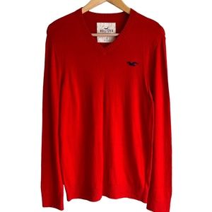 Hollister Men’s Lightweight V- Neck Pullover Red Sweater. Size: S